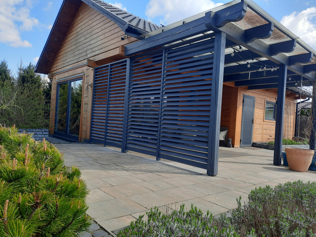 Warum FLEX-WOOD™ Gartenrollos aus Holz die perfekte Lösung für alle sind, die einen entspannenden und erholsamen Raum in ihrem Garten schaffen wollen.