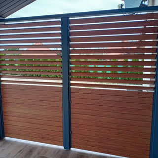 Aufwertung Ihres Außenbereichs mit Flex-Wood Aluminiumjalousien